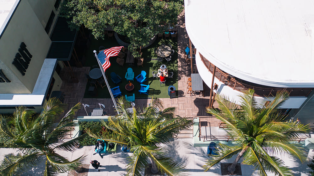 restaurant near port everglades