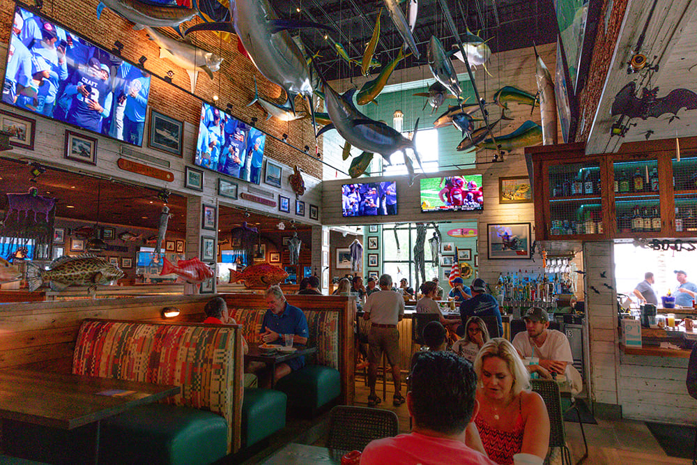 restaurant near port everglades